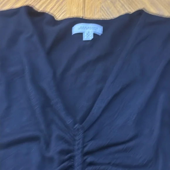 Max studuo V neck top - Picture 7 of 8